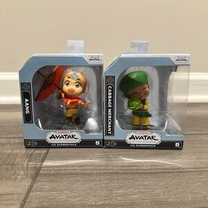 Lil Elementals Aang and Cabbage Merchant Figures